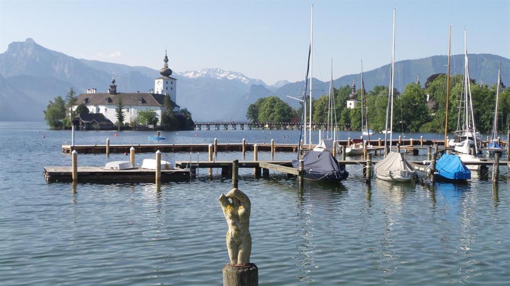 Wolfis Traunseeblick - Mit Kostenlosem Parkplatz Direkt An Der Unterkunft Gmunden Zewnętrze zdjęcie